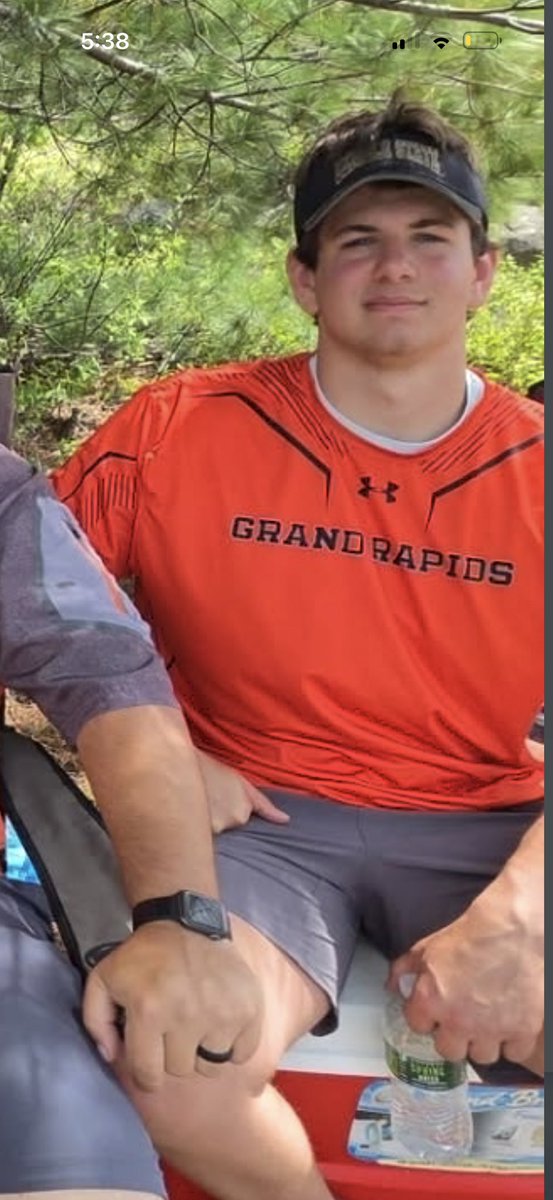 GRactivities's tweet photo. Congratulations to the following boys track team members on making it to state:
Mason Johnson in the shot put, Brenden Sylvester in the 1600 meter run, and Joe Neary and Mason Johnson in the Discus. https://t.co/LdHyhnpI0j