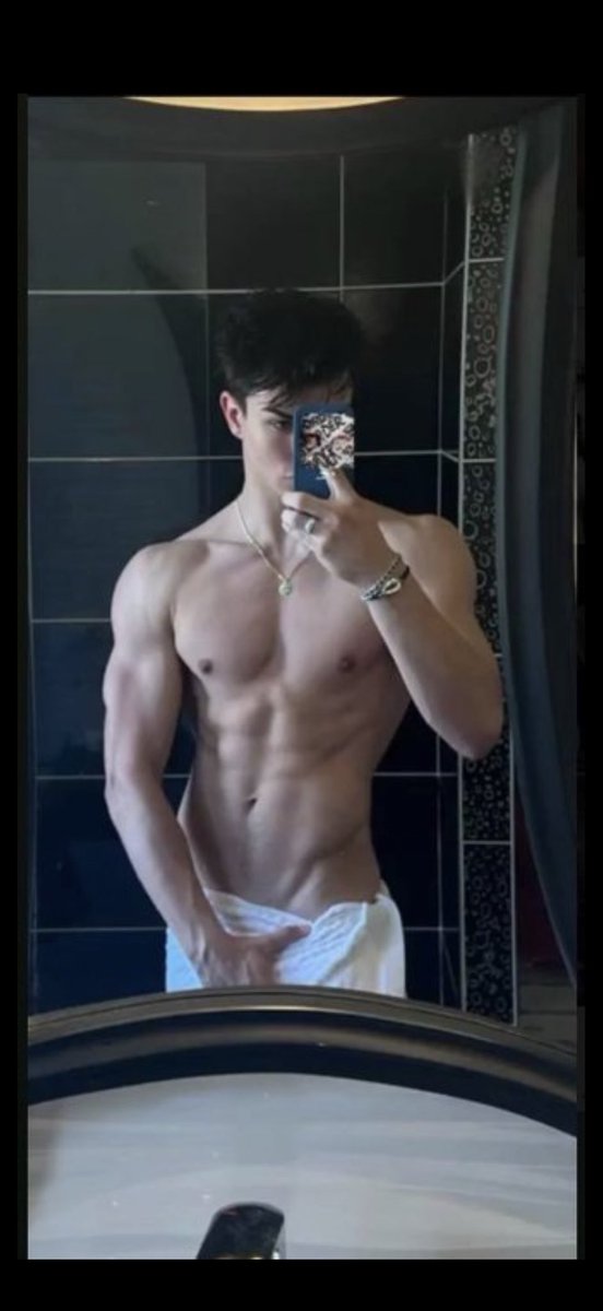 Noargxt's tweet photo. 3vanez 
+ en privé 💶
consensual • 18 🚨 https://t.co/xy50nrStxo