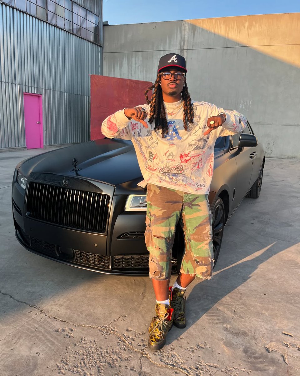 thefader's tweet photo. Cochise has announced his new album 'TRENCH TOWN' out in June. https://t.co/xsC7rlGROT
