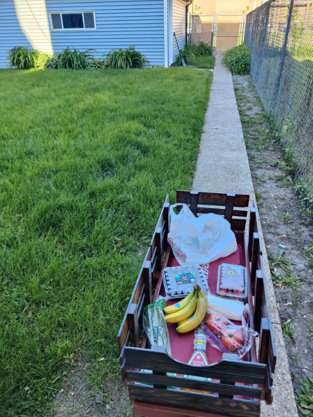Ethan_Heppner's tweet photo. @theistinthought Get a wagon. This one's been in my family for over 35 years! I also used it as a mobile lemonade stand as a kid. https://t.co/ILIXETlN82