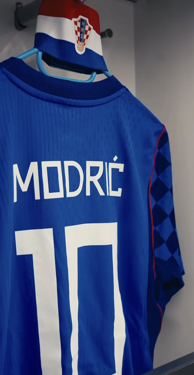 salModric's tweet photo. Let's go capi 🇭🇷❤️🤍 https://t.co/2AHgK4kDyQ