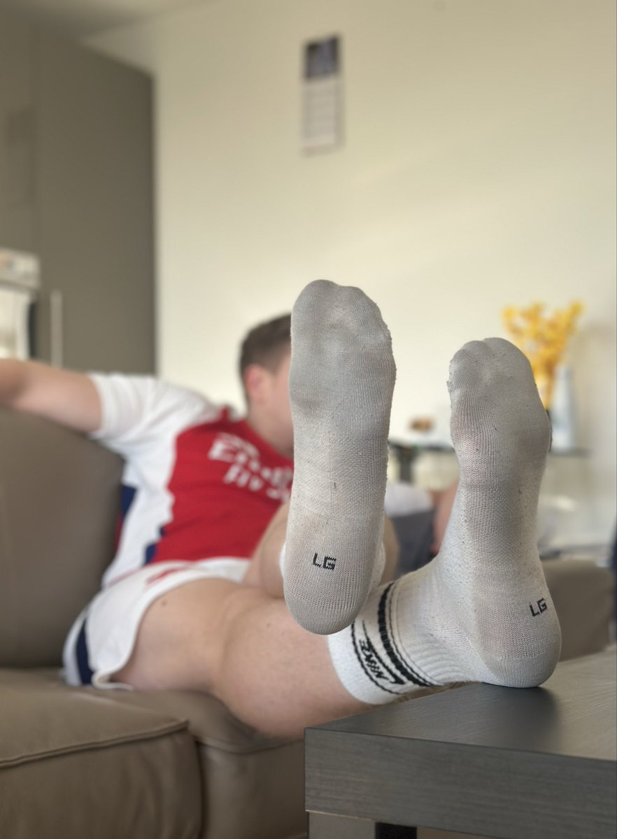 tylersockss's tweet photo. Who wants to take a victory sniff? 😏⚽️ https://t.co/yrRYfmg38G