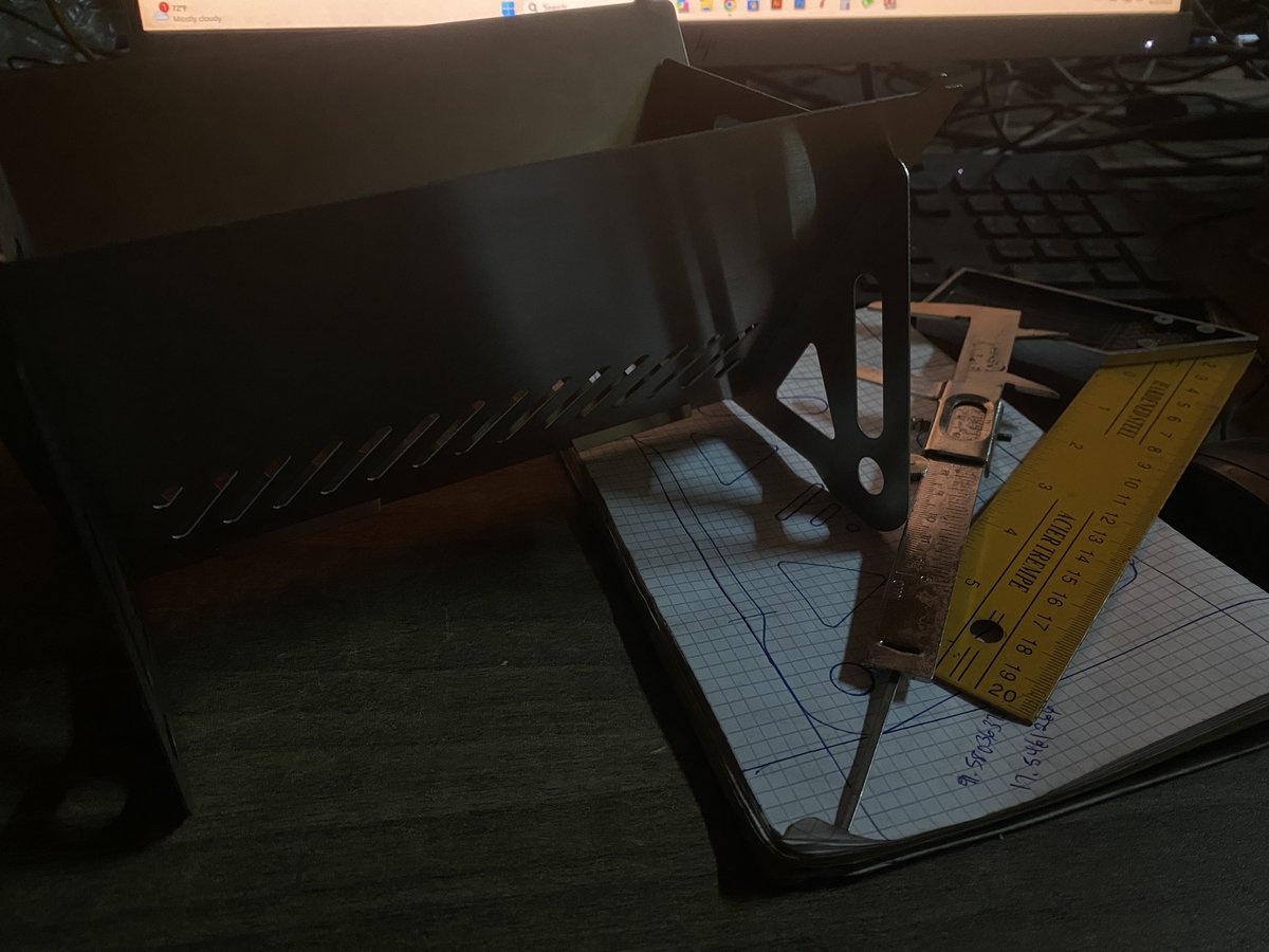 vingraphicske's tweet photo. First project of the month / week. https://t.co/aEMrR3Us62