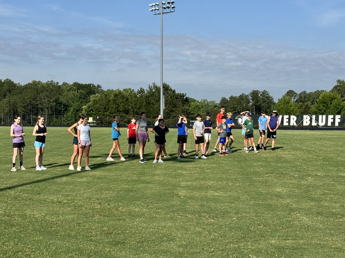 GatorXCTF's tweet photo. Summer Training Kick-Off!  We're Checking All the Boxes: Middle School XC, High School XC, Track- Sprints, Jumps, Hurdles, and Throws, &amp; Strength Training @Gator_Athletics https://t.co/9pNRe9VlTq