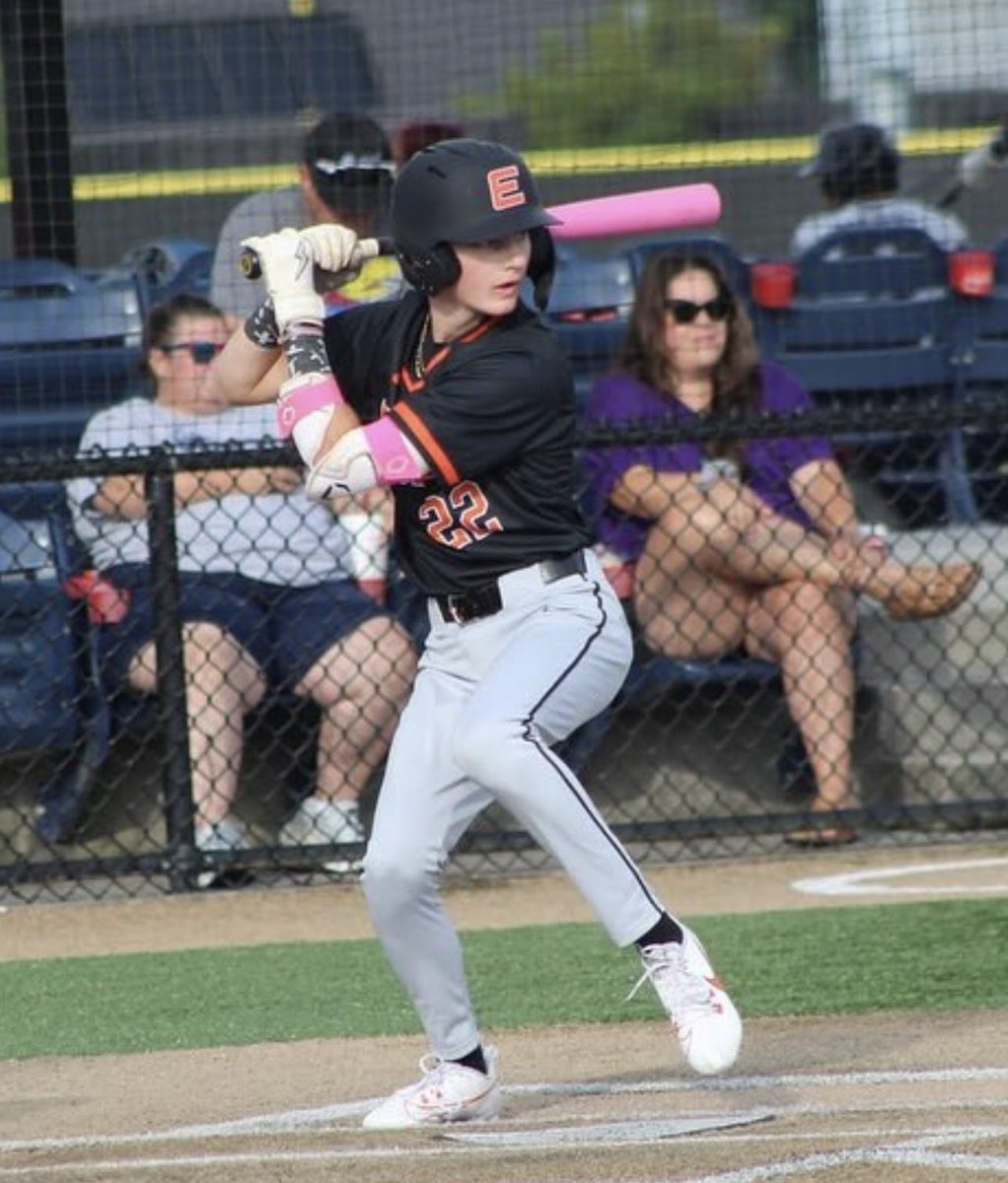 RSAScouting_BSB's tweet photo. #RSAscouting welcomes 2027 IF @Weaver2284 from Greencastle-Antrim High School (PA) and 17u @AthletesEdgePA Baseball. 

6.84 60 yd dash
94 Exit Velo 
85 IF Velo  
3.3 GPA

We look forward to assisting Andrew and his family with the recruiting process. 

Welcome to RSA, Andrew!

@MikeEwingRSA | #RSABaseball