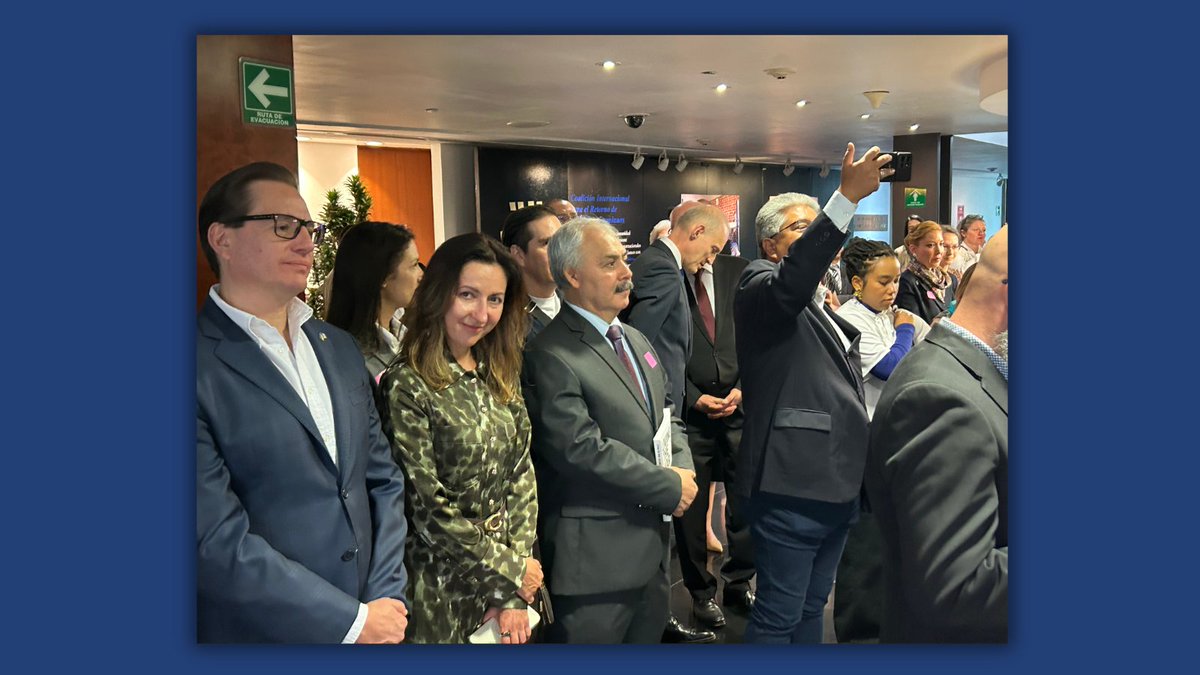 PLenMexico's tweet photo. 🇵🇱🇺🇦 Ayer inauguramos en el Senado de la República la exposición *"Camas vacías"*, dedicada a los niños ucranianos deportados o trasladados por la fuerza por Rusia.

Polonia seguirá apoyando a Ucrania y defendiendo el derecho de cada niño a regresar con su familia.

📍 Abierta al público durante una semana.
Senado de la República – Entrada 4.

Los invitamos a visitarla y dejar sus reflexiones en el muro de post-its de la exposición.

#BringKidsBackUA #StandWithUkraine #PoloniaConUcrania #HumanRights #viral #fyp

@senadomexicano  @SRE_mx @CNDH @UNICEFMexico  
@ONUMX  @UEenMexico @UKRinMEX