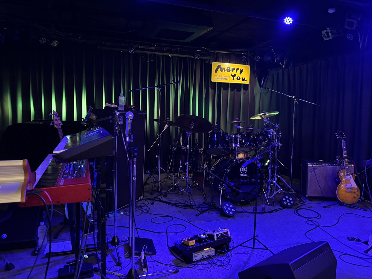 800land's tweet photo. 31日はおなじみの浜松Merry Youでライブからーの御前崎港で釣り・・ボーズだった(+_+) https://t.co/DCPm0uY4oB