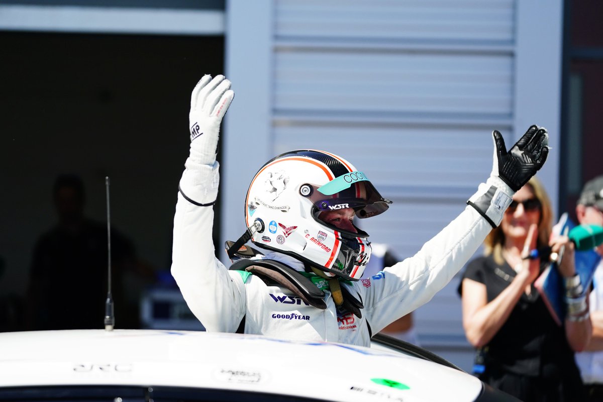 BTCC's tweet photo. Does it get any closer than this? 🤔

Gordon Shedden leads the Independent Drivers' Championship, level on points with Mikey Doble!

The top four covered by just four points 🔥

1⃣ Shedden - 123
2⃣ Doble - 123
3⃣ De Leon - 121
4⃣ Rainford - 120

#BTCC https://t.co/otyKEFCtqU