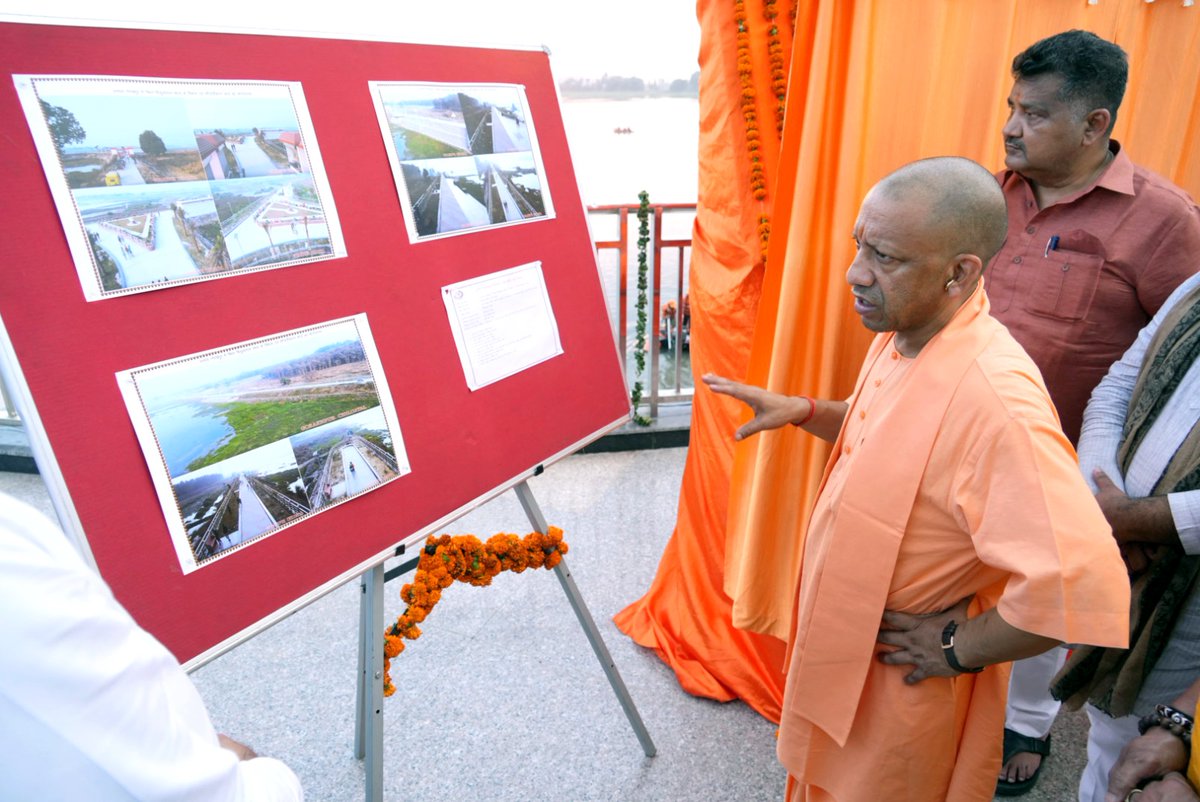 CMOfficeUP's tweet photo. पर्यटन को प्रोत्साहन, प्रकृति को संरक्षण
पर्यटन क्षितिज पर उभरता नया गोरखपुर

मुख्यमंत्री @myogiadityanath जी आज जनपद गोरखपुर में ₹20.35 करोड़ की लागत से चिलुआताल के पर्यटन विकास से संबंधित विभिन्न निर्माण कार्यों के लोकार्पण कार्यक्रम में सम्मिलित हुए।

इस अवसर पर मुख्यमंत्री जी ने कहा कि @UPGovt प्राकृतिक एवं सांस्कृतिक धरोहरों को जनसुविधाओं से जोड़ते हुए उन्हें आकर्षक पर्यटन केंद्रों के रूप में विकसित कर रही है।