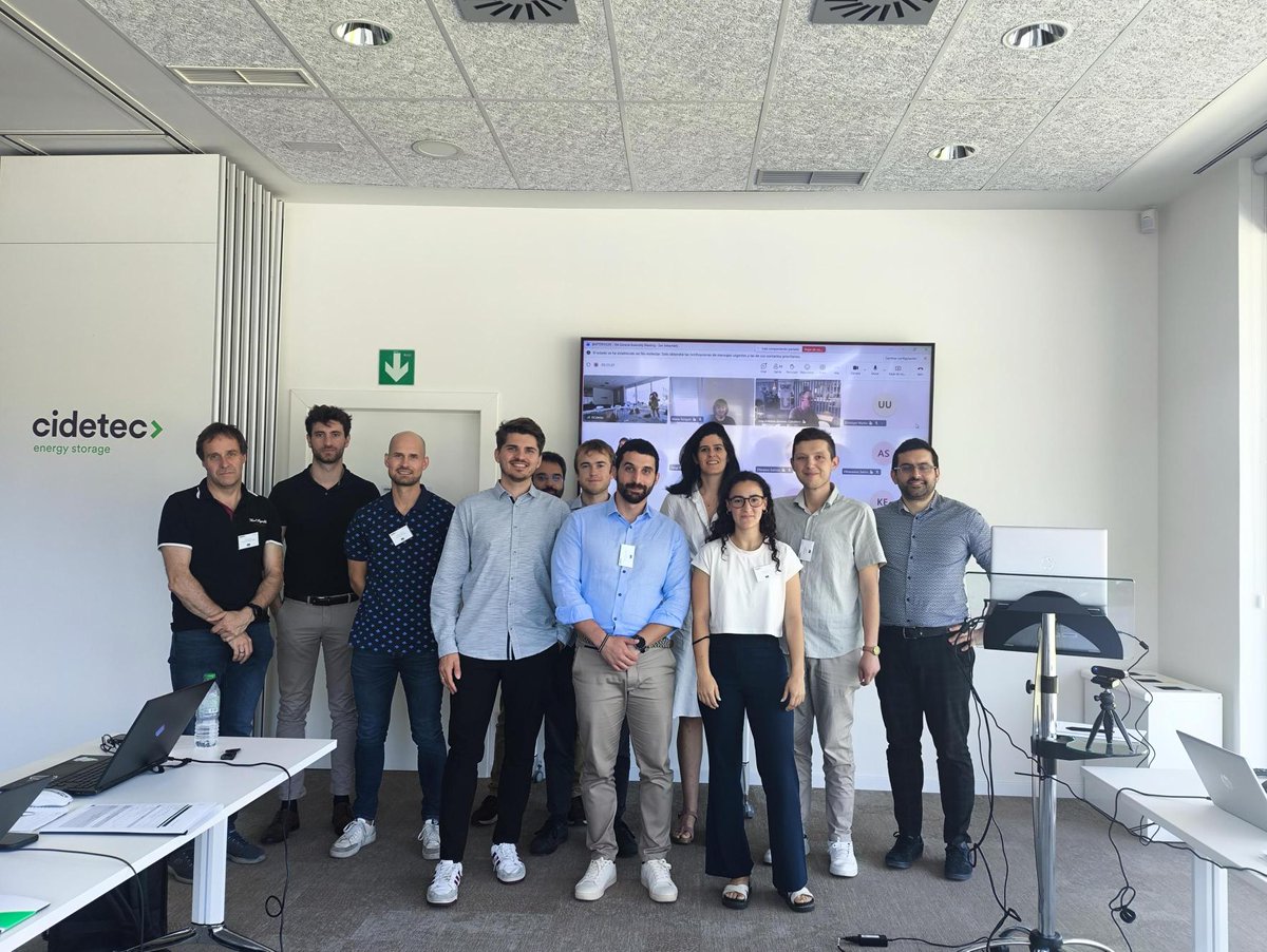 CIDETEC_'s tweet photo. 🤝@battery2life_eu meeting at CIDETEC Energy Storage: Driving the future of sustainable energy storage!We continue to push the boundaries of circular economy and battery innovation! 

#CidetecEnergyStorage #GreenFuture #CIDETEC #Battery2Life https://t.co/hevsC8eNfs
