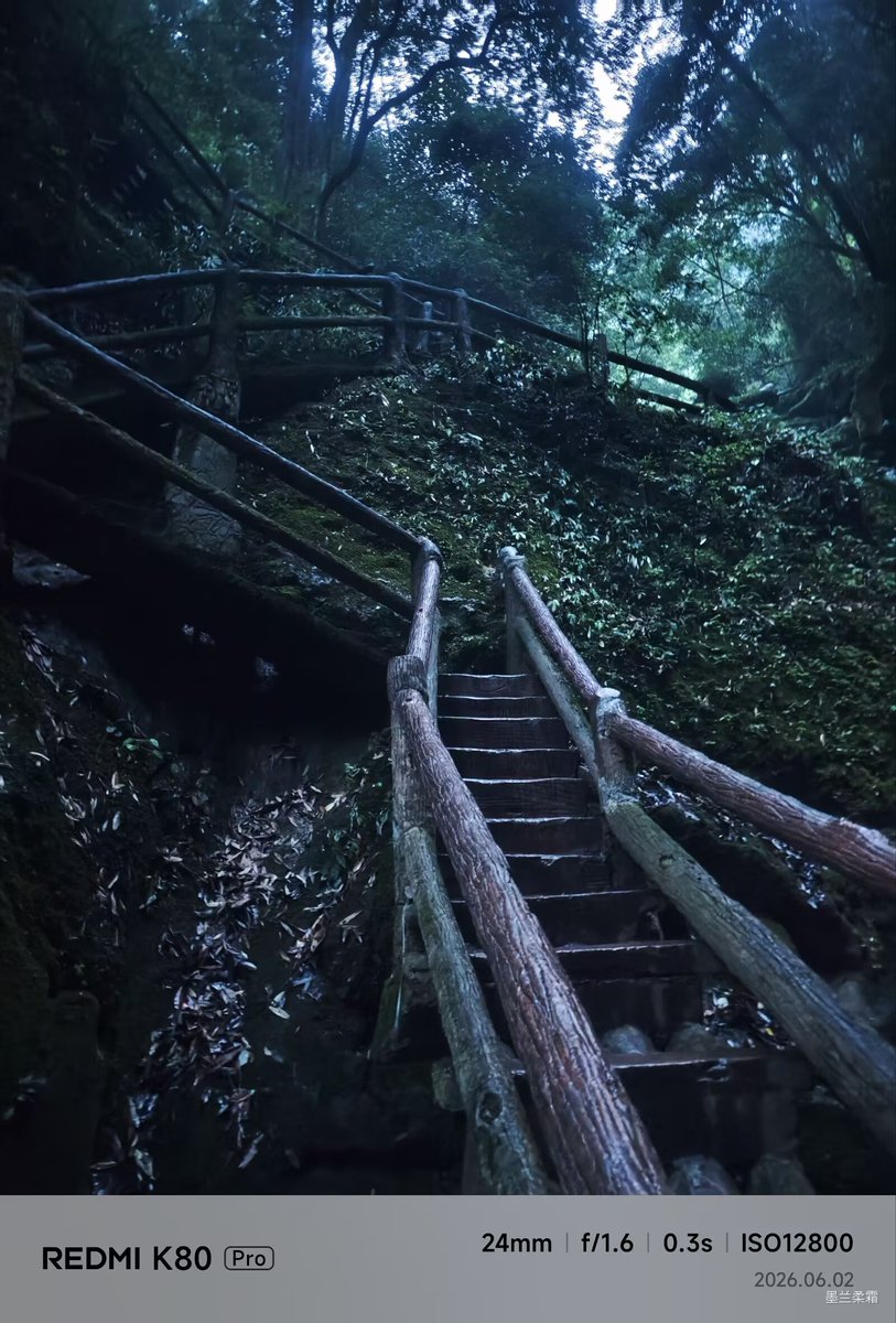 binhtrach's tweet photo. 拜水都江堰，問道青城山。夜爬青城山後山10公里現已平安回山莊旅宿 https://t.co/K4jVt9t6KG