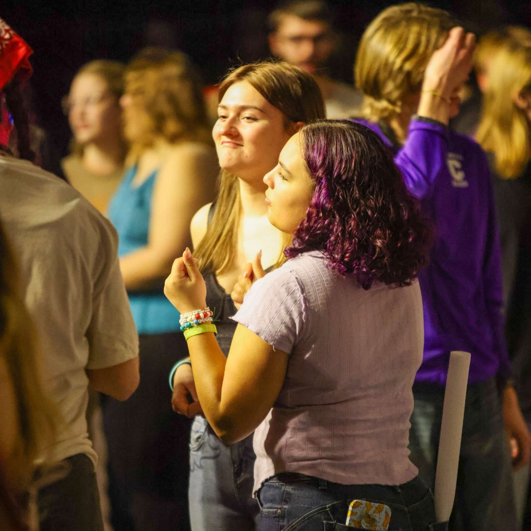 CornellCollege's tweet photo. Not saying the Hilltop is one big party...but it definitely feels like it sometimes. 🎊
Pull up and see for yourself. Schedule a visit: https://t.co/2UuAuZU5Zf #CornellCollege #HilltopLife #Ramily #CampusVibes #CollegeVisit #FutureRam #CollegeBound #CampusLife #SeeYourselfHere https://t.co/WlnTpmqbph