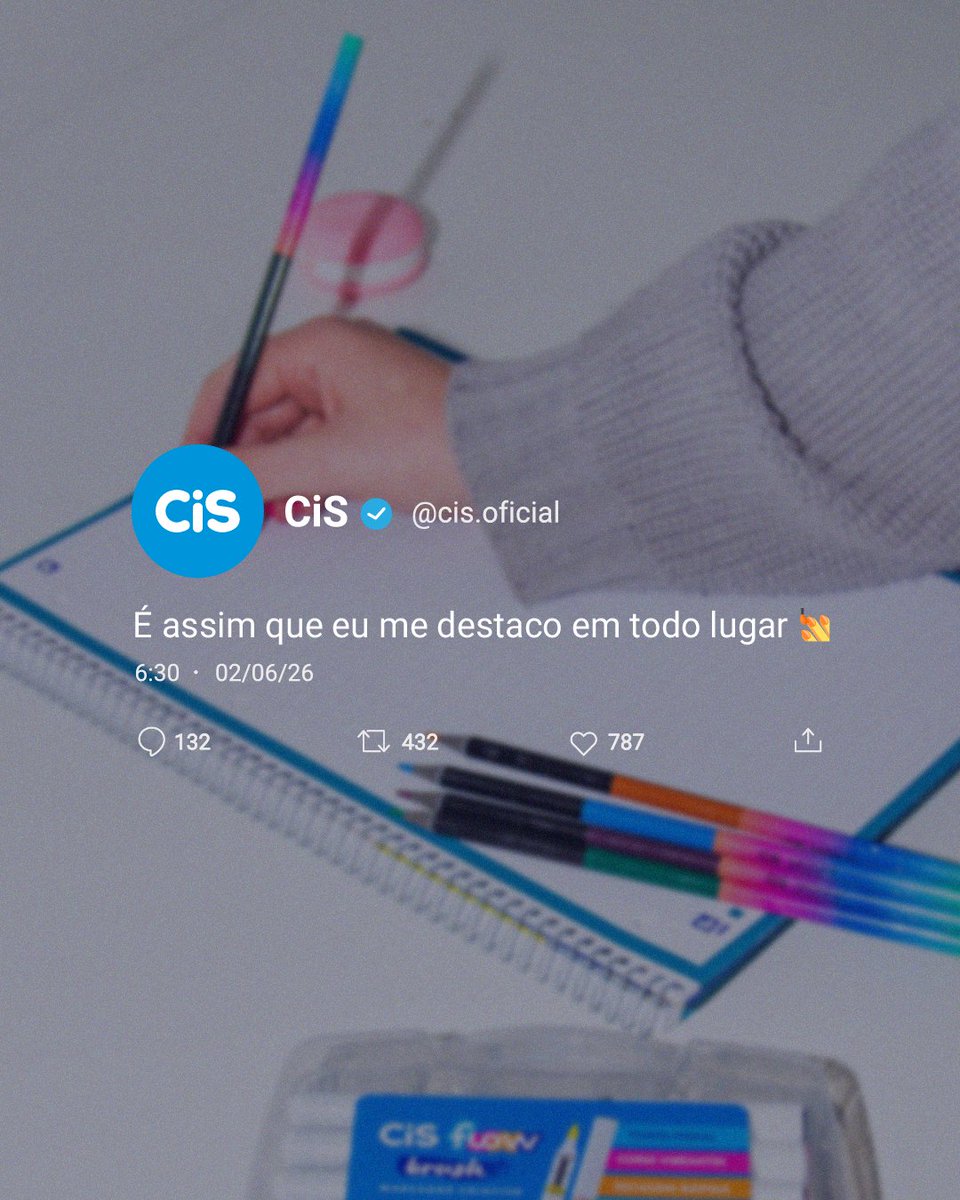 CiSescolar's tweet photo. Entre um produtinho divônico e outro, eu me destaco aqui: com todos eles! 💅

Não tem como sair de casa e não levar os meus bbzinhos pra passear, né? Eles precisam se mostrar pro mundo, claro. Com você acontece isso por aí também? 😌

#CiS #MiGS #MiGSCiS #papelaria https://t.co/H5osCXlX1m