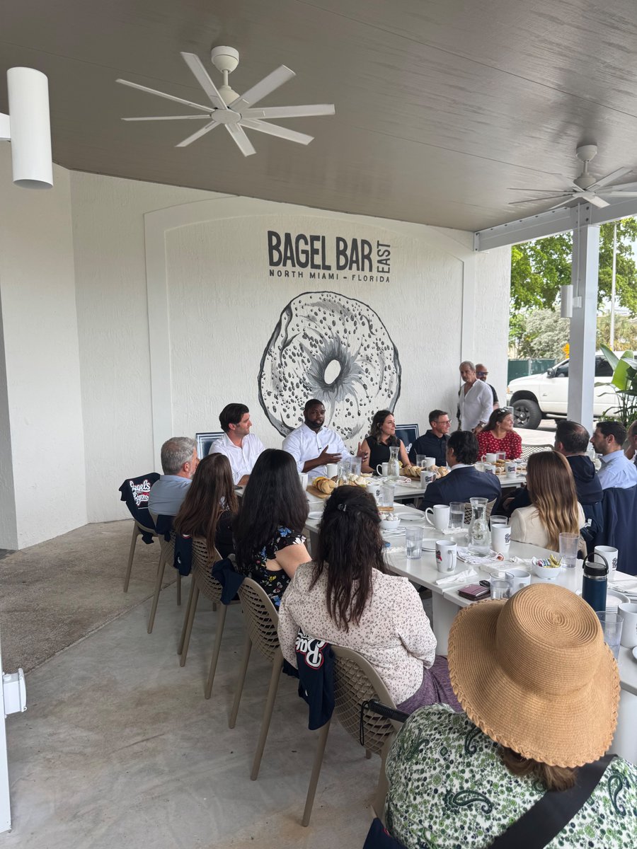 ByronDonalds's tweet photo. Great conversation and an even better breakfast at Bagel Bar East in North Miami. Nice to be back in the 305! https://t.co/jP4jVlvzr7