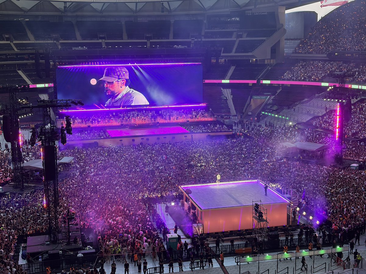 P_bulletproof's tweet photo. @FabiiArraez_ Las fotos están hechas desde el 318. Una es con sin zoom (x1), la segunda en x0.5, y la otra pues un poco de zoom. https://t.co/f2kM1Piygi