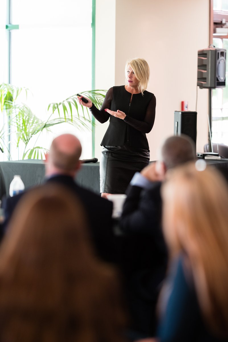 karimirabal's tweet photo. June is here—a fresh reminder that networking isn’t about waiting for the “right time.” It’s about making the decision to be intentional.The strongest professional relationships are built long before there’s an ask attached. #NAKEDNetworking #NetworkSmarter #CareerGrowth #keynote https://t.co/a3dIZlgehr
