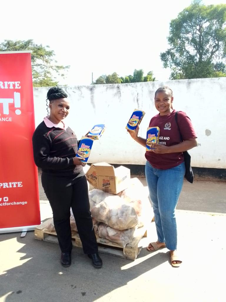 glory_luanshya's tweet photo. A Special Thank You to Shoprite Luanshya! 💝we received sugar,chocolate and chicken. 
Your generous donation is a blessing to Glory Orphanage. Thank you for making a difference in the lives of our children. ❤️
Glory orphanage No child belongs to the street https://t.co/ml1nNrJQUU