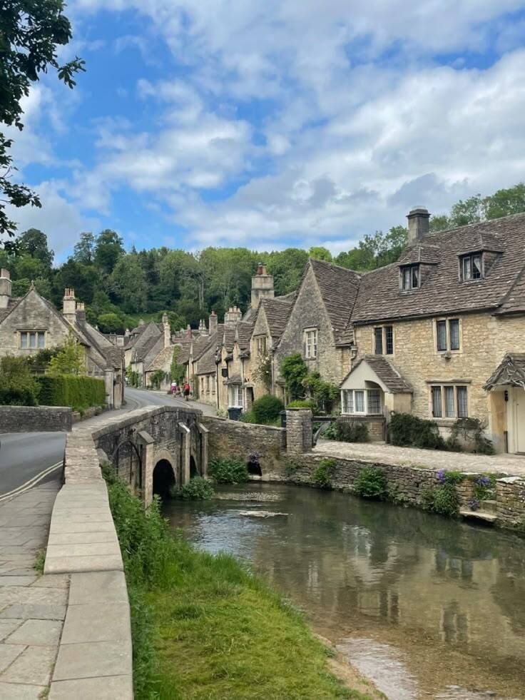 beautyexplorer0's tweet photo. English countryside https://t.co/lBtn8trim5