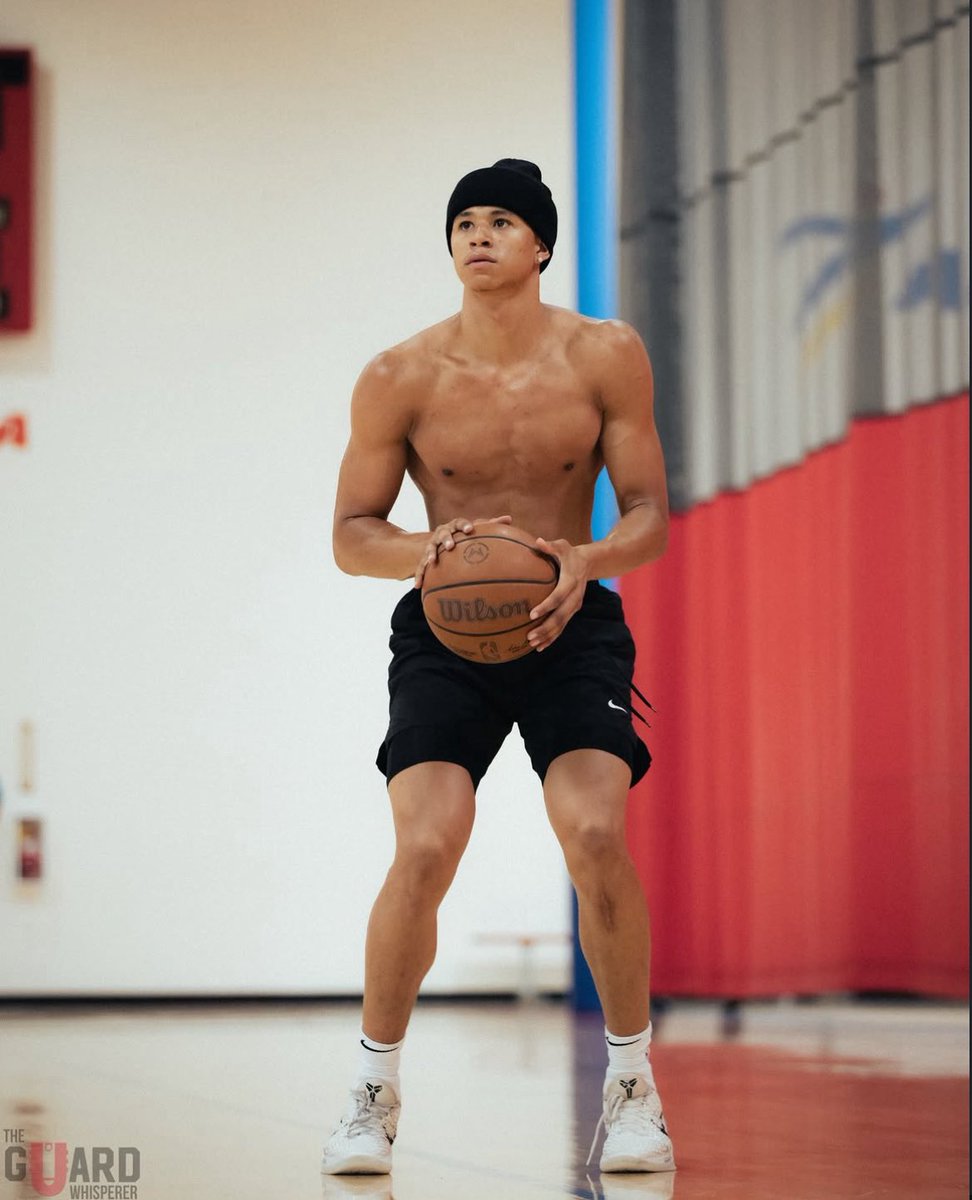botoxfein's tweet photo. carter, please come home https://t.co/Ae2tsmLBnl