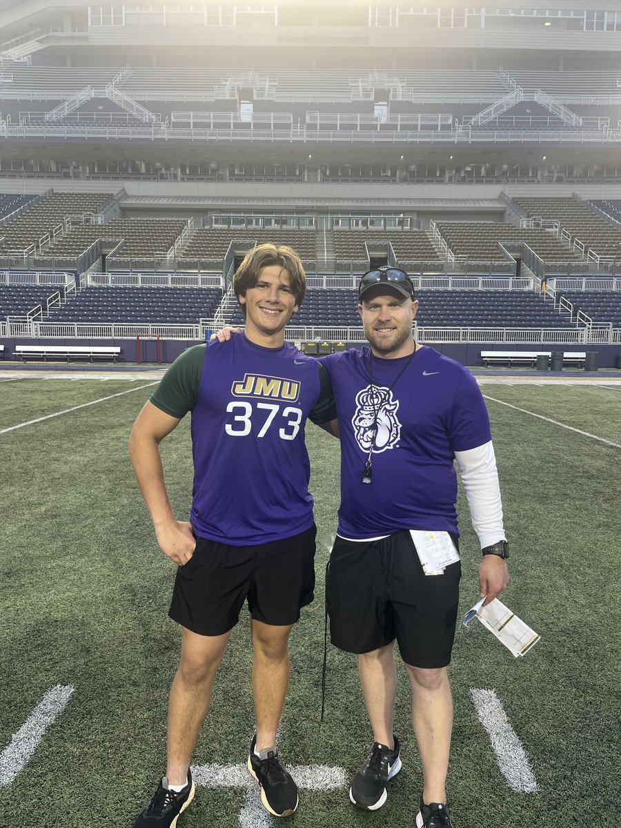 ChristianB5033's tweet photo. I was excited compete at @JMUFootball Napier Football Specialists Camp yesterday! Thank you to @Coach_R_Wenger for hosting an amazing camp and thanks to the other coaches, specialists team members, and staff for all the hard work. #NoDaysOff #LongSnapping 
@coach_bnapier @TJH3_ @coachloytty @MitchellD_LS 
@lionwingcoach @OneOnOneKicking @_Mike_McCabe @Bamasnap @CoachHowellVA @_NickLevy