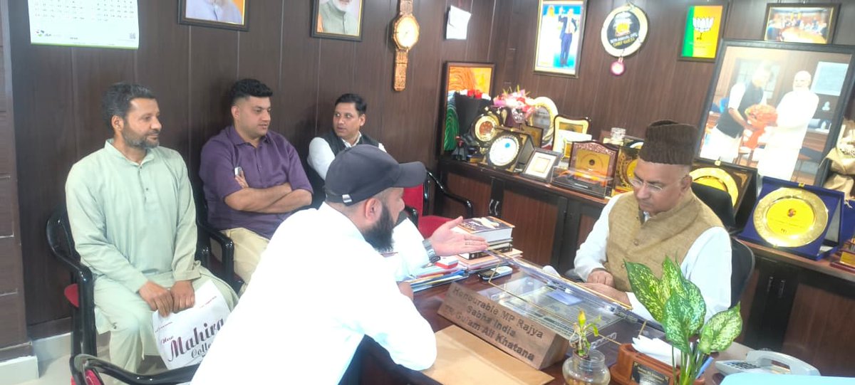 GulamAliKhatana's tweet photo. During the Public Darbar at my residence, listened to the concerns of the people and assured them that all genuine issues would be taken up with the concerned authorities for prompt redressal. The discussions mainly focused on development works, civic amenities, infrastructure, public welfare schemes, and other issues of public importance.