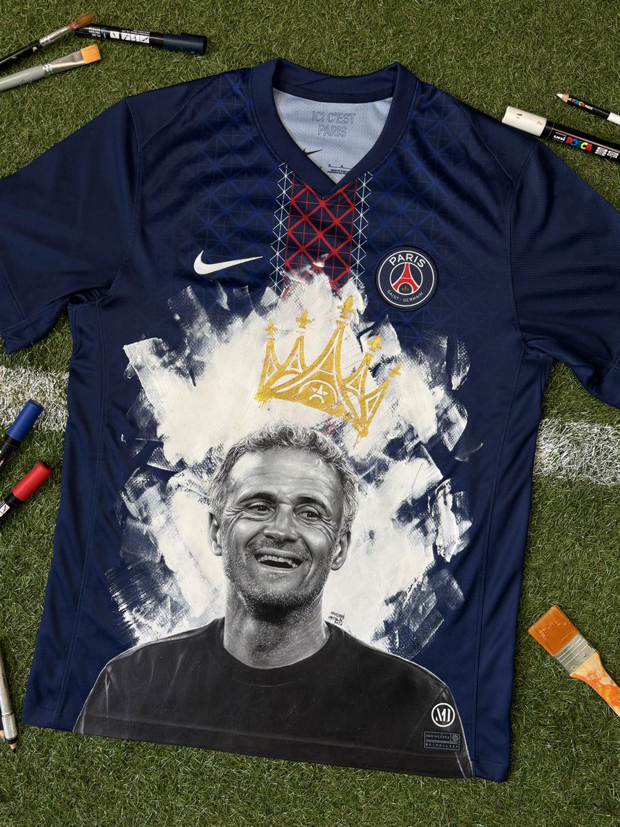 MatsDrawing's tweet photo. Je me devais de rendre hommage à Luis Enrique 👨‍🎨

à jamais dans l’histoire du PSG 🔴🔵 https://t.co/gK4P3pJVes