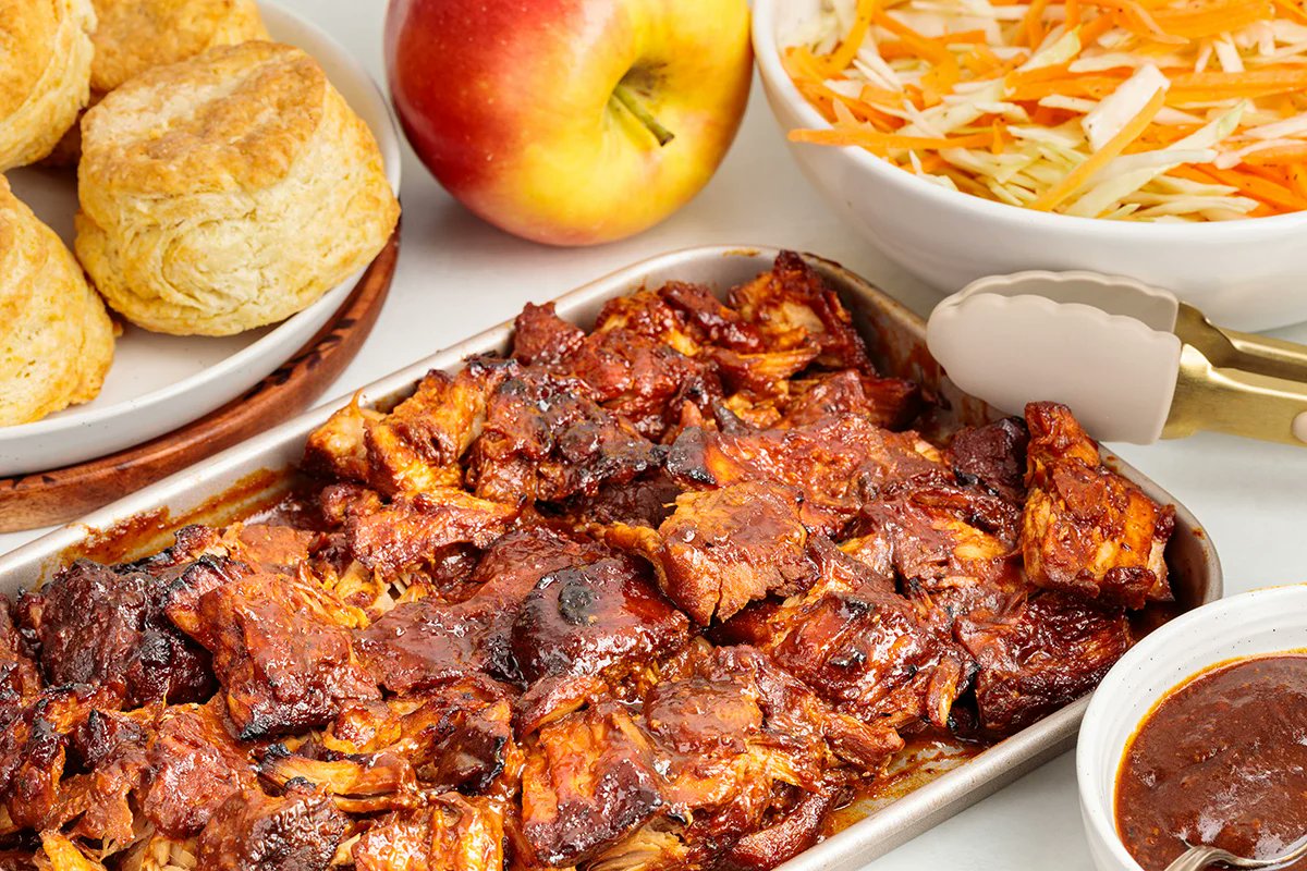 Savory_Cooking's tweet photo. These country style ribs feel like a real dinner win without requiring a full day of hovering. They’re tender, saucy, rich and just sticky enough at the edges to feel like proper BBQ, but the slow cooker does most of the heavy lifting.

RECIPE: https://t.co/Fd2LL1Egbq https://t.co/6Qpl1UajKD
