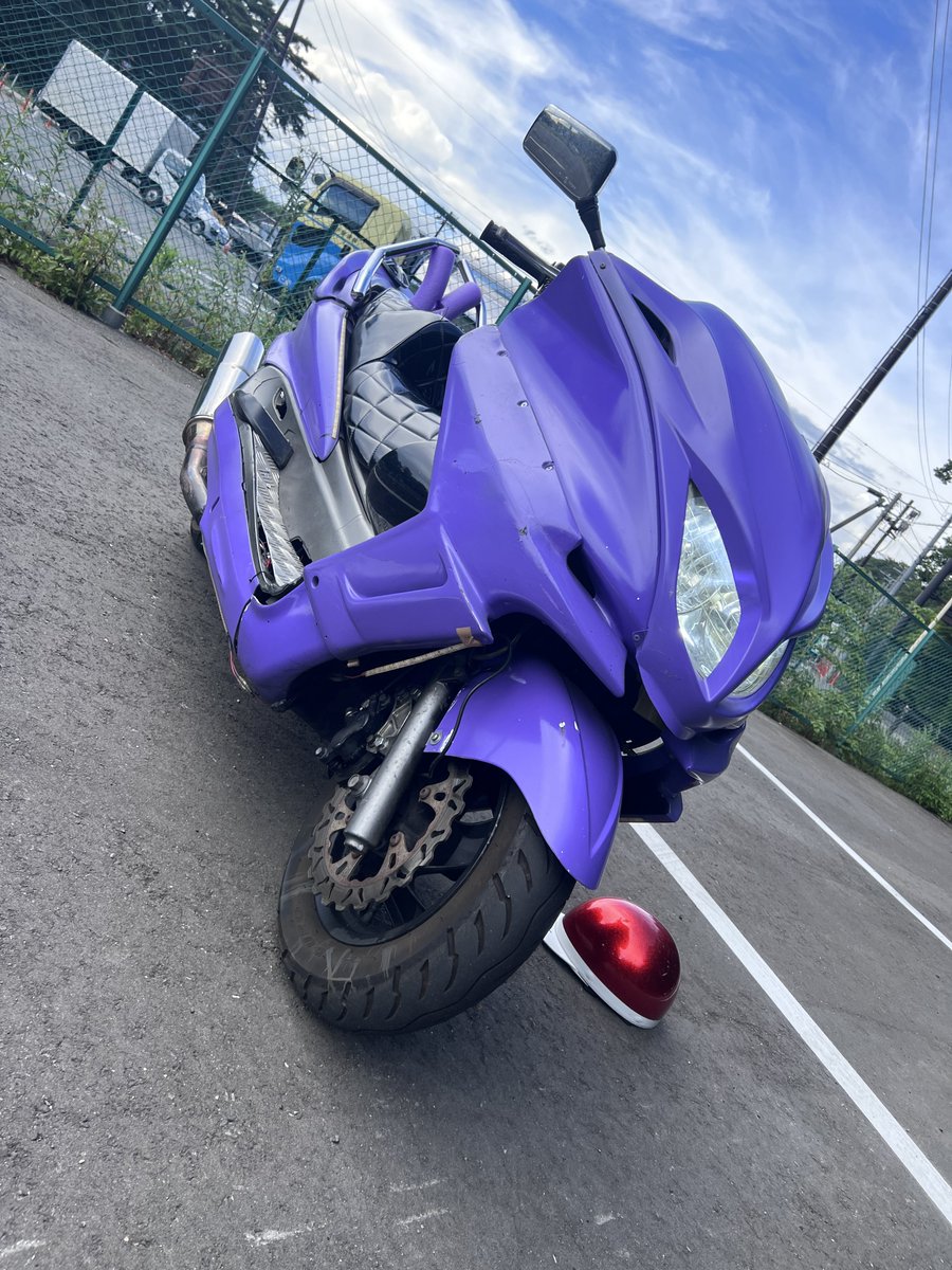 balius_a2's tweet photo. マジェスティ売ります。
sg03j 後期
5連メーター 社外マフラー
6連スピーカー
carrozzeriaアンプ
不具合なし
自賠責切れ
20万で！
欲しい人いたらリプかDMお願いします。
質問などもお気軽に！
 #バイク売ります
 #マジェスティ
 #マジェスティC
 #sg03j https://t.co/3IdOkRn8w3