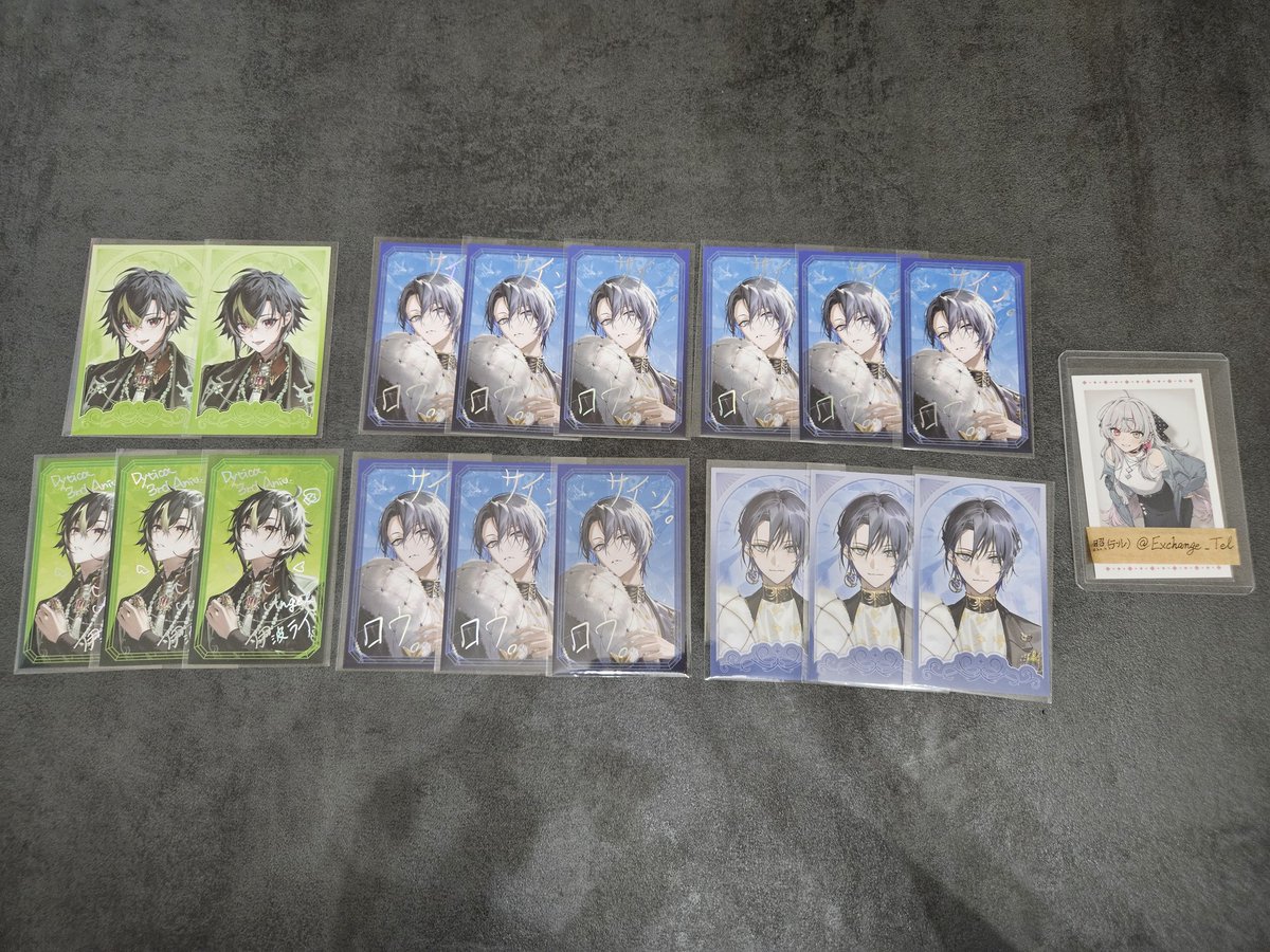 Exchange_Tel's tweet photo. 【譲渡】にじさんじ Dytica 3rd Anniversary 3周年 チェキ カード

譲 画像の方
求 N 250円／枚、R 300円／枚
※郵送でのお取引
※纏めての方優先

推しですが、希望枚数に達したためお引き取り先を探しております。
お気軽にお声掛けください。 https://t.co/RHRQh3HFYl