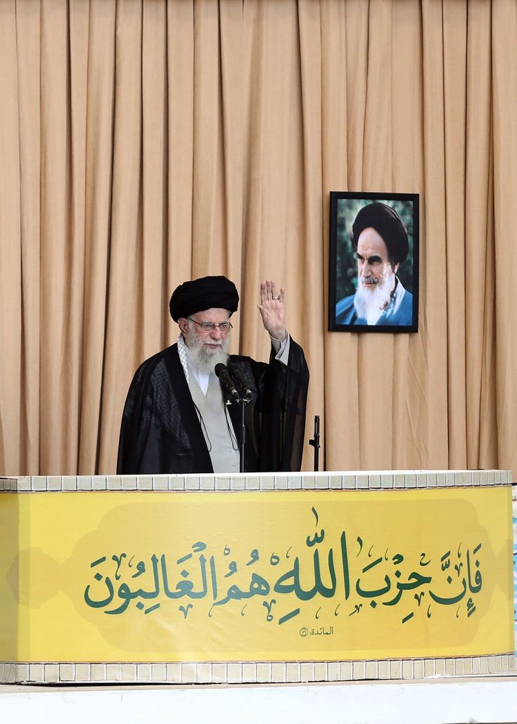Akmalrzv's tweet photo. Ghaibate kubra me nizame Wilayat e Faqeeh hi siraat e mustaqeem hai....

#allahhuakbar
#khameneirehbar
#KhomeiniForAll https://t.co/8vX32Zy18y