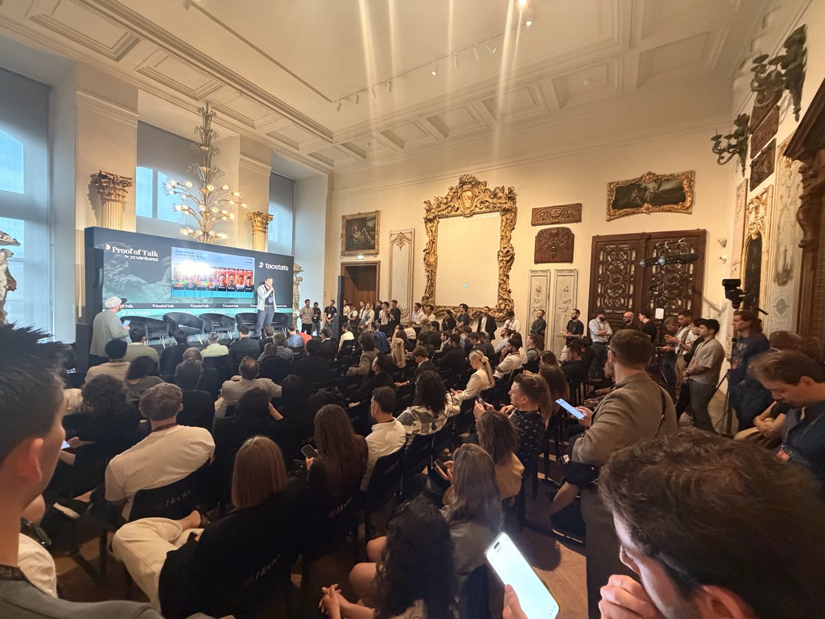 KeliCallaghan's tweet photo. Nice seeing @Titannet_dao as a finalist in the @proofoftalk Proof of Pitch today (with @MarketAcross flavored MC)!

And @CoinDesk doing a nice write up on their momentum 🙌

https://t.co/DLFgjfQjJ6 https://t.co/RkMjYfEY1m
