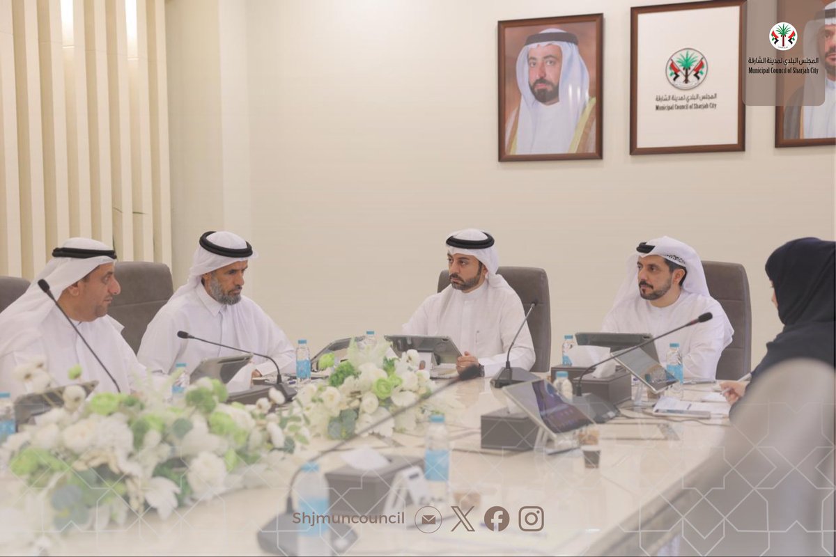 shjmunc's tweet photo. لجنة المخالفات والخدمات الصحية تناقش آليات المحافظة على البيئة والمظهر الحضاري في الشارقة.
.
.
.

https://t.co/ldRnBI8N2g https://t.co/PK9u2beHux