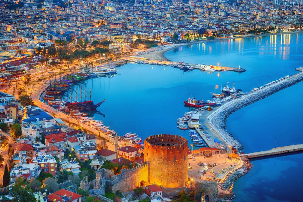 darkwebhaber's tweet photo. Türkiye’de il olma potansiyeli olan 24 ilçenin listesi yayınlandı:

Yüksekova (Hakkari)
Midyat (Mardin)
Polatlı (Ankara)
Elbistan (Kahramanmaraş)
Kozan (Adana)
Ünye (Ordu)
Kahta (Adıyaman)
Ergani (Diyarbakır)
Lüleburgaz (Kırklareli)
Konya Ereğli (Konya)
Nazilli (Aydın)
Cizre (Şırnak)
Bandırma (Balıkesir)
Erciş (Van)
Zonguldak Ereğli (Zonguldak)
Edremit (Balıkesir)
Fethiye (Muğla)
İskenderun (Hatay)
Manavgat (Antalya)
Siverek (Şanlıurfa)
İnegöl (Bursa)
Çorlu (Tekirdağ)
Tarsus (Mersin)
Alanya (Antalya)
