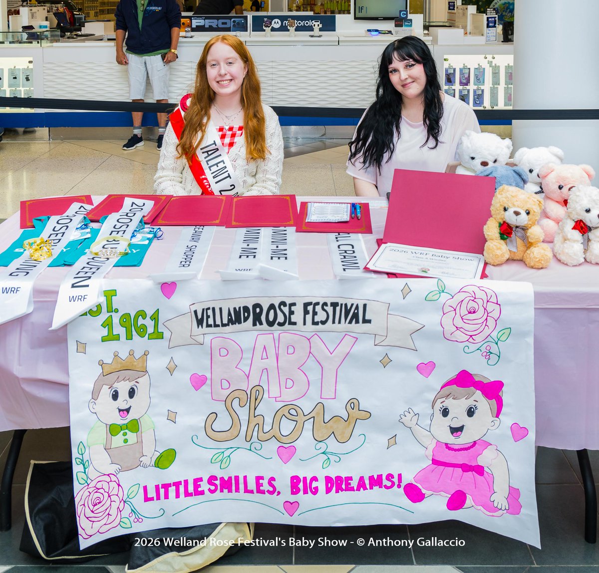 A_Gallaccio's tweet photo. .@WellandRoseFest's #babyshow @SeawayMall @Welland - Thank you to the amazing volunteers and participants. Congratulations to our #RosebudKing and #RosebudQueen. See you at this year's #GrandeParade
More photos: https://t.co/ycU5ToHcuO
More info:  https://t.co/CF1b0Ih5p8 https://t.co/SHkdhCcoXt