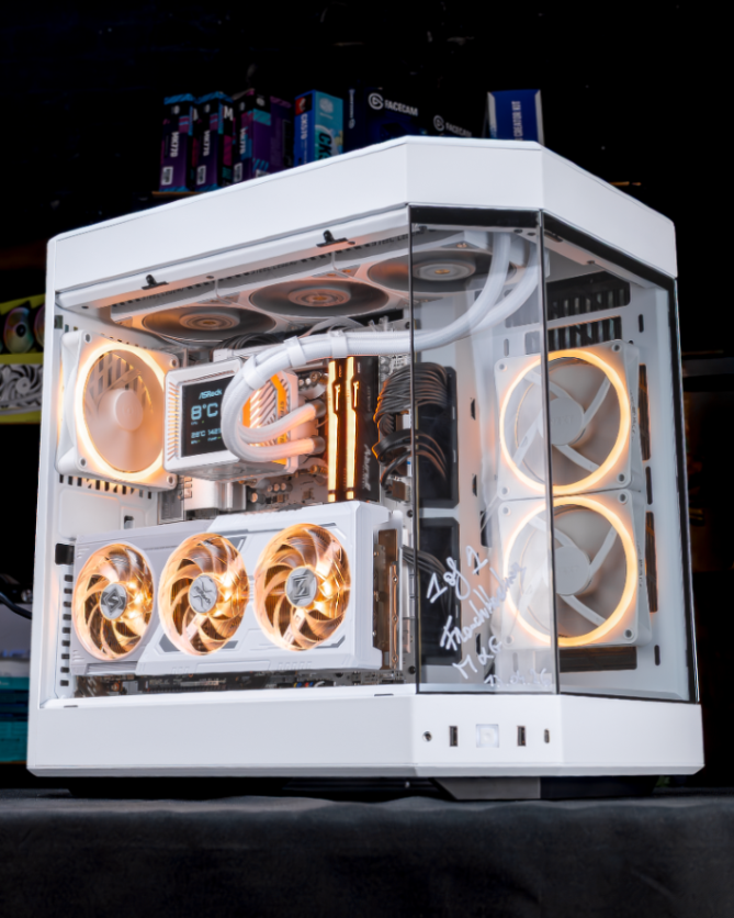 FlowUPofficiel's tweet photo. 🔶 PC Asrock Radeon™ RX 9070XT 🔶

ASRock, vous aimez ?

Apparemment oui… ce PC unique signé FrenchHardware est parti hors stock en moins de 24h après sa sortie sur notre site ! 👉 https://t.co/VePhNbc4ZX https://t.co/1w9YuK7CTw