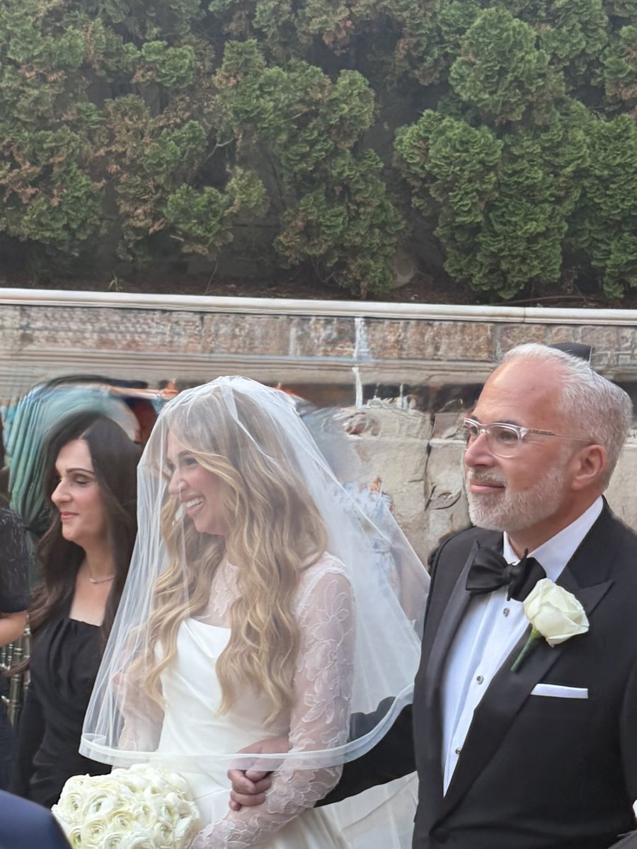 EDOS198's tweet photo. Mazal Tov Jacobs Family - https://t.co/9g8YfqiFGM https://t.co/AP6fZzTG0b