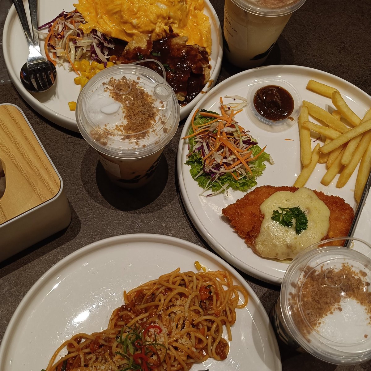 heavenitte's tweet photo. kov 🍝 https://t.co/T4ewWgptIO