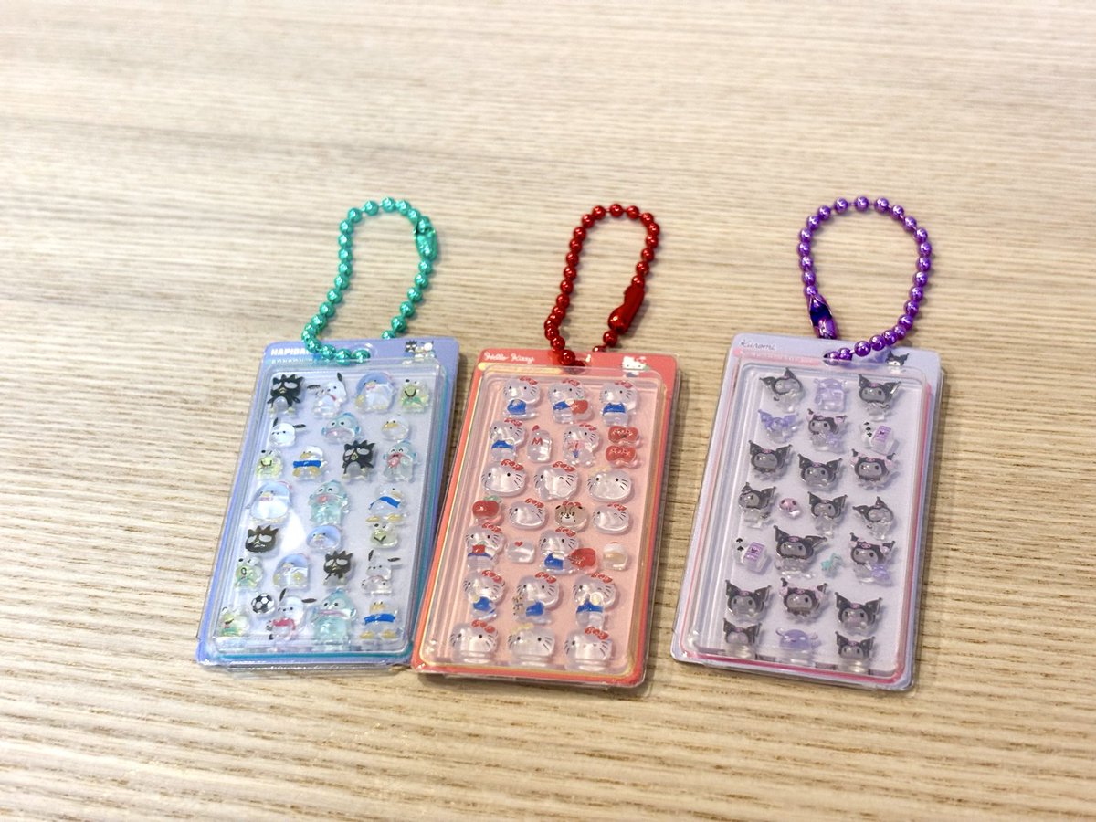 GhP4r's tweet photo. クリスタルめじるしとボンドロミニチュアチャームをゲット🥺
売切れるの速すぎる、、 https://t.co/zQuGhfbuD9