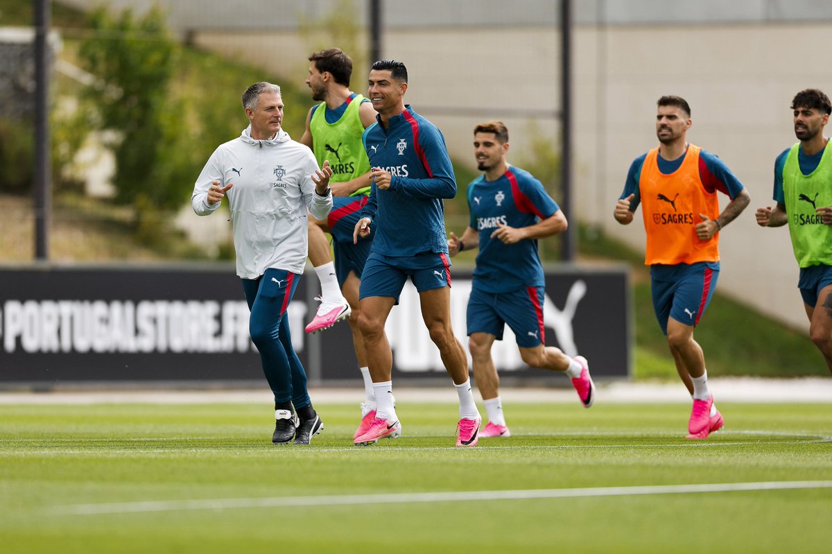 Cristiano Ronaldo tweet media