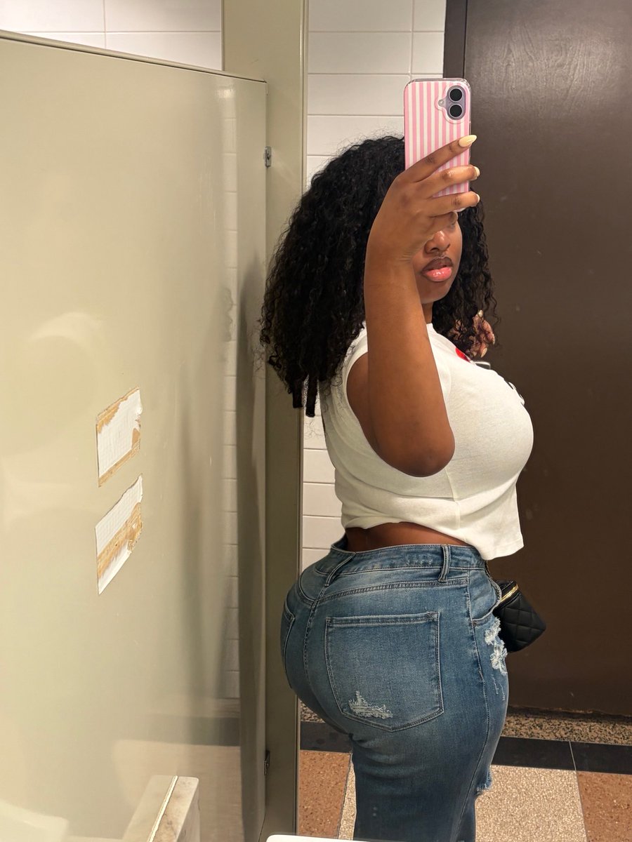 toridexter's tweet photo. Thick https://t.co/33in4MdAon