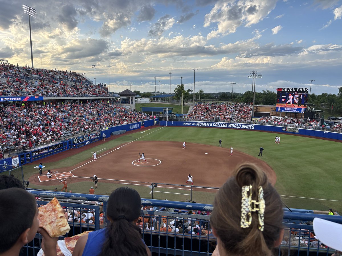 olyvia_h's tweet photo. had to use the PTO sparingly this year.. but never a doubt! champ series tickets purchased right after we made it out of supers😤🤭 this team has fought to be here, AGAIN! can’t wait to support them again at the WCWS. 👆🏼@TexasTechSB @CanadyNijaree @GerryGlasco @PatrickMahomes https://t.co/BEXtunVQeU
