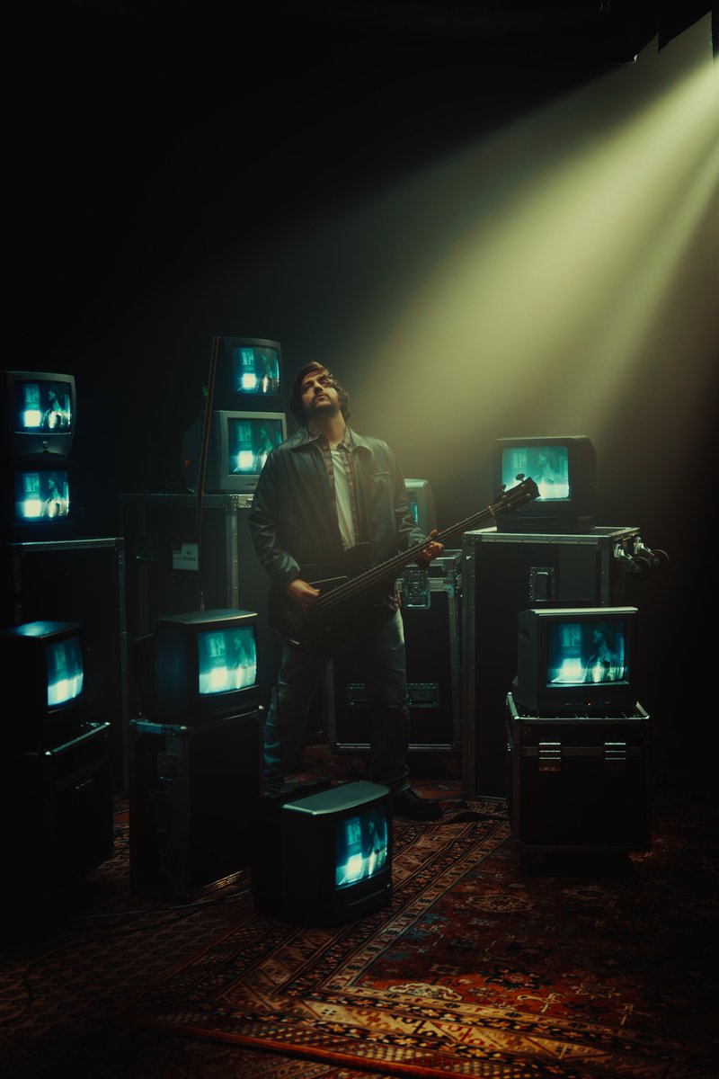 NBThieves's tweet photo. :: Chewing on thunder, it's rolling in my mouth
https://t.co/rdqExEMtZP 

📸 Harris Tomlinson-Spence :: https://t.co/hC0G2vVYDa