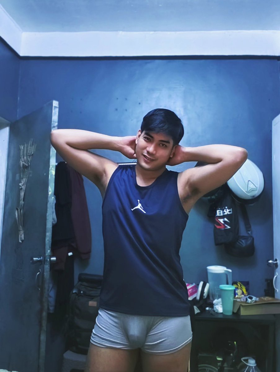 sem_AJ1997's tweet photo. Embracing what I have ❤️ https://t.co/6reJshVhDh
