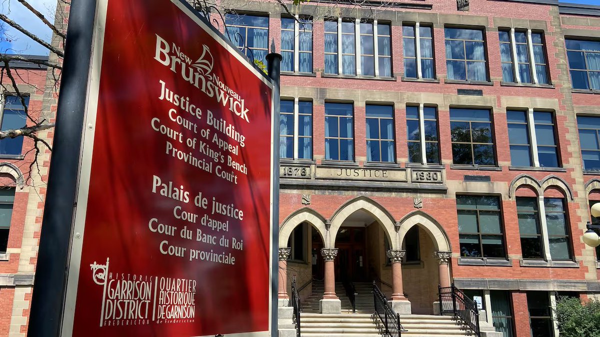 victorsong's tweet photo. A lot of homeowners are asking: "Is private property in B.C. at risk?"

The Supreme Court of Canada has declined to hear the Wolastoqey appeal from New Brunswick — leaving in place a ruling that Aboriginal title couldn't be declared over private fee-simple land in that case. 🧵 https://t.co/BRQyzEDpOg