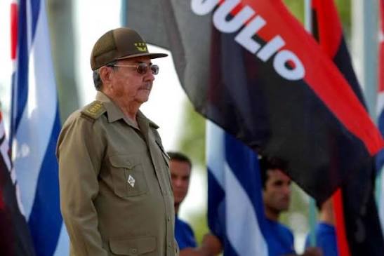 AlfreMene37409's tweet photo. #RaúlEsRaúl: Si grandes son los retos y dificultades actuales, mayor es la obra de la Revolución, que constituye su mejor defensa ante las infamias del enemigo, una obra palpable en cualquier rincón de #Cuba en el orden material y espiritual. #LatiendoConFidel @JHGcasanova https://t.co/DjOqUOvORn