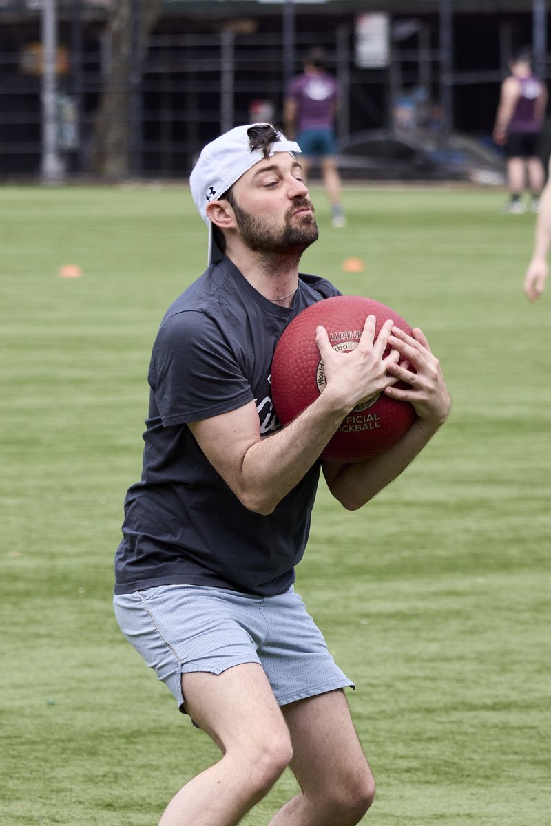 dxulty's tweet photo. After wasting several hours on a writing assignment I didn’t end up getting the job. 

So here’s me being sporty https://t.co/XwuYHN883Y