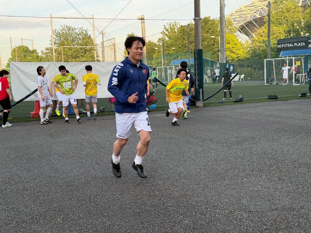 HTSCsuginami's tweet photo. 【トップチーム情報】
◼️都リーグ4部第3節
開催日時:5月9日
対戦相手:AnomalyZoaさん
試合会場:味スタ
試合結果
12-0 田中7 八田1 中山1上園1 常世1 片桐1 
ゴレイロ:井上
応援ありがとうございました😊

https://t.co/lx80bCmU0v
#フットサル
#杉並区
#東京 https://t.co/xkCpU3Klwr