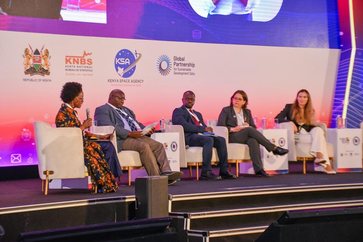 Planning_Ke's tweet photo. @planning_KE @KNBSstats took a center stage in showcasing its leadership in modernizing data collection and analysis through satellite imagery and real-time analytics @KeTreasury @BonfaceBMakokha @KenyaVision2030 @NCPD_Kenya https://t.co/FFzDOOL4Ey