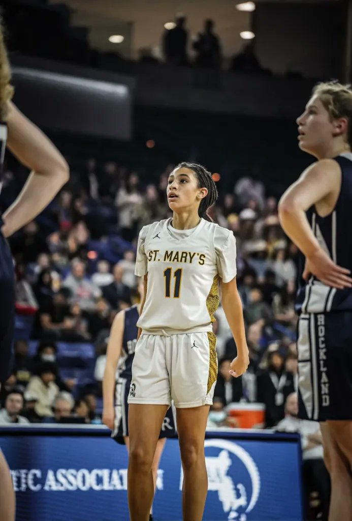PGHNewEngland's tweet photo. ICYMI: 2027 Rankings Were Posted This Week 

@BellaOwumi24 @corinne_lo34 @alannah2333 @LalaGoode1 

Click to view the article!📝(FREE): 
https://t.co/mFtm2wrELS https://t.co/zXmTlYwfRi