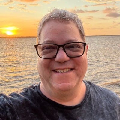 misterchip_'s tweet photo. #NovaFotoDePerfil https://t.co/yUsdxxcvq2